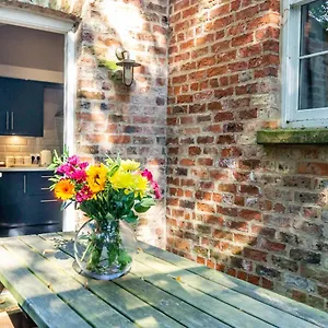 https://middlethorpe-manor-no1-relax-and-unwind.yorkshirehotels.net