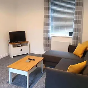 https://17-larchfield-house.yorkshirehotels.net