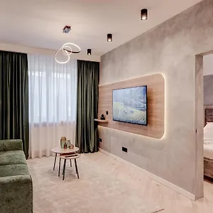 https://chanttal-luxury-boutique.bucharesthotelsnow.com